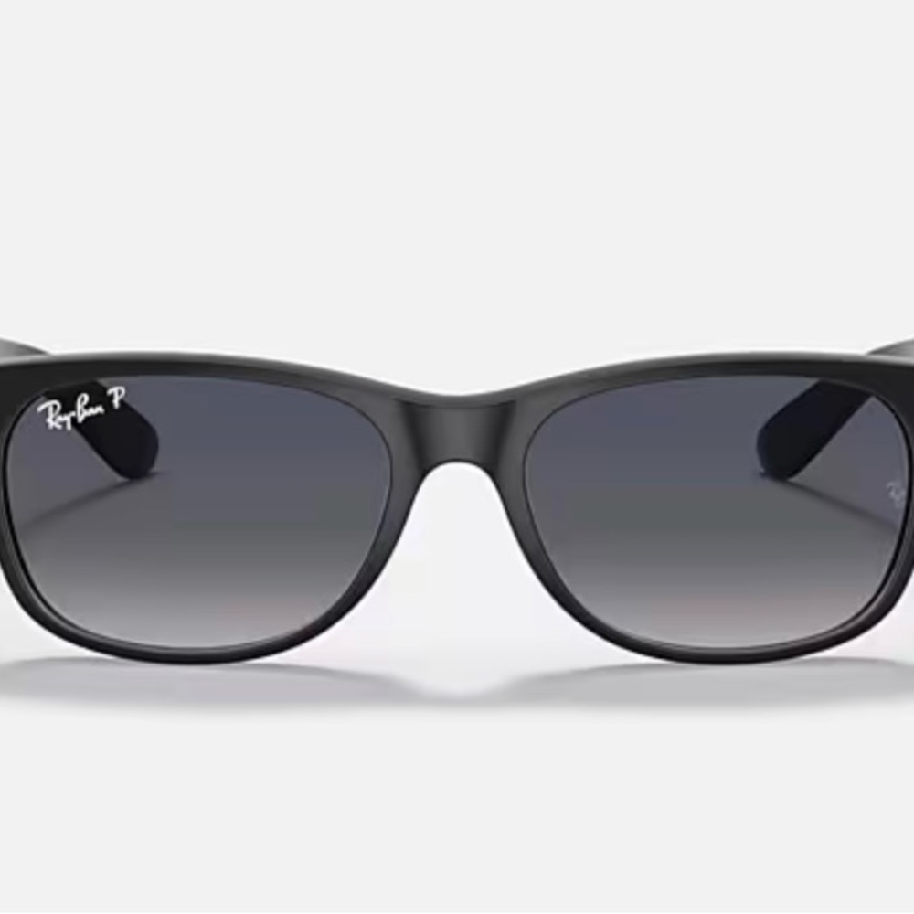 Ray-Ban Wayfarer Classic Sunglasses
